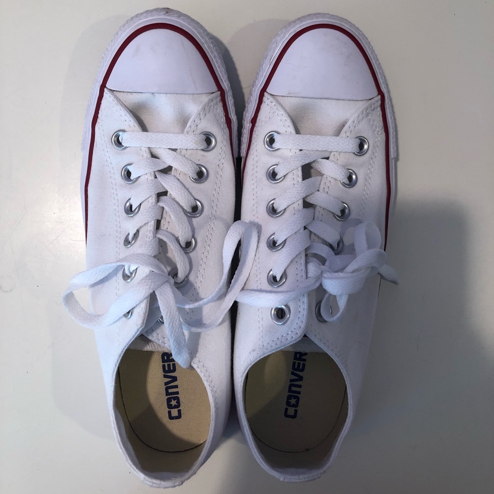 Converse low top white